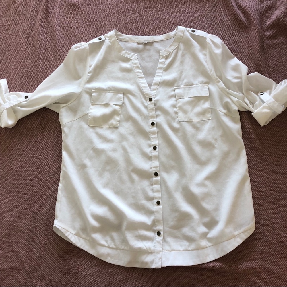 Lightweight button down